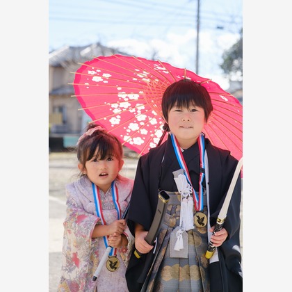 高夏写真店が出張撮影した「七五三の撮影」の家族写真