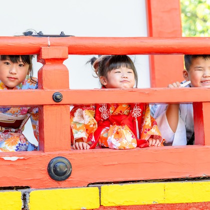 中村雅樹が出張撮影したジェスチャー, 記念写真, お宮参りが写った七五三フォトの写真