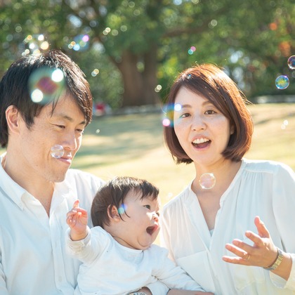 ゆのみふぉとが出張撮影した自然の中の人々, 子供たち, 家族写真が写った家族写真の出張撮影の写真