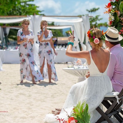 Alex Dadushcoが撮影したウェディングや家族、ビジネスの写真