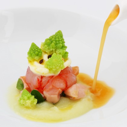 森安　照が撮影したウェディングや家族、ビジネスの写真