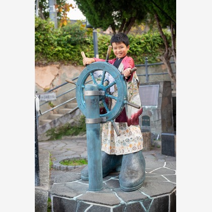 竹部 祐樹が出張撮影したタウン, 神社, 建物が写ったエンゲージメントフォトの写真