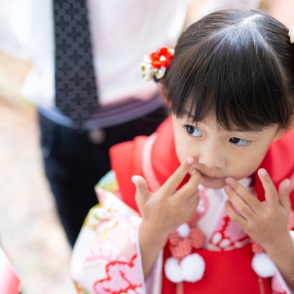 浅野真一が出張撮影した自然の中の人々, 植物, レジャーが写った七五三フォトの写真