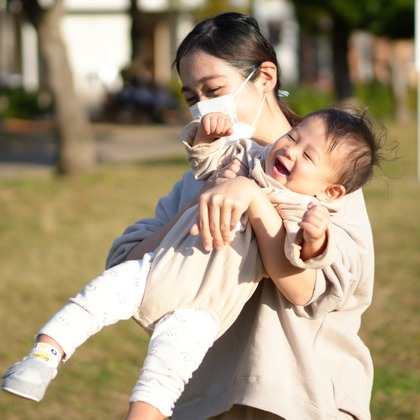 菅生貴利が出張撮影した「ファミリーフォト」の家族写真