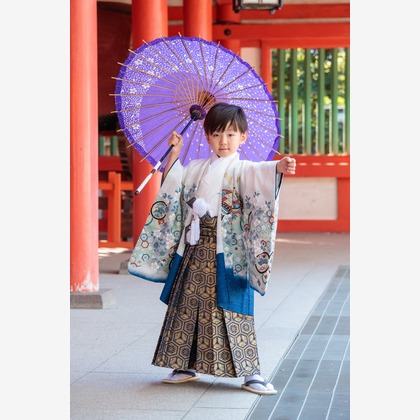 スタジオαが出張撮影した植物, スリーブ, 上着が写った七五三フォト/お宮参りの写真