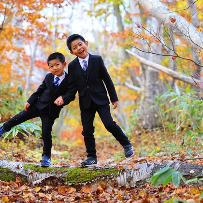 稲蔭一道が出張撮影したビューエグの庭, フラッシュ撮影, 自然の風景などが写った「家族写真、ロケーションフォト」の家族写真