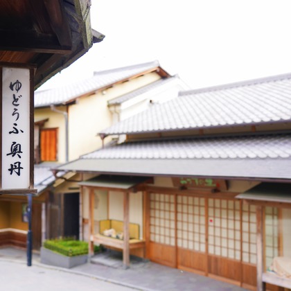 鈴木賢志が撮影した旅行先の記念撮影の写真