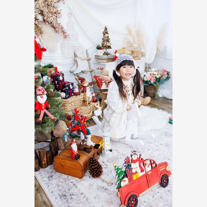 ちずカメラが出張撮影したワンピース, 荷物とバッグ, 赤ちゃん・幼児服が写ったスタジオ撮影の写真