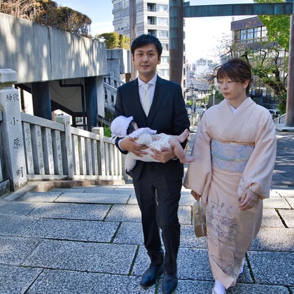 naru2photoが出張撮影した「初宮撮影」の家族写真