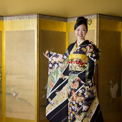 スマイルハンターが出張撮影した家族写真(キッズ,ベビーフォト)などが写った「成人式フォト」の家族写真