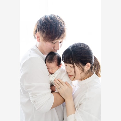 ウィリアムズ　侑依が撮影したニューボーンフォトの写真