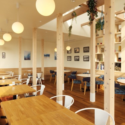 森安　照が撮影したウェディングや家族、ビジネスの写真