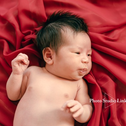 PhotoStudioLink　福井アイラが出張撮影した家族一緒に写真を撮る, 自然の中の人々, 適応が写った家族写真の出張撮影の写真