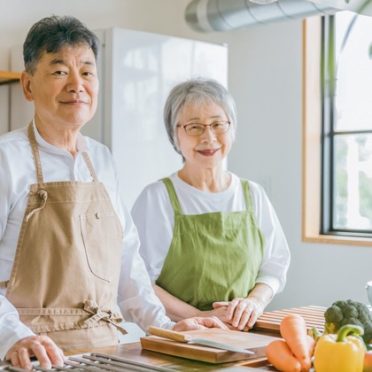 CREATIVE HOUSEが出張撮影したネクタイ, 分かち合う, フラッシュ撮影などが写った「ファミリーフォト出張撮影」の家族写真