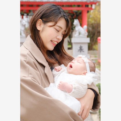 高夏写真店が出張撮影した「お宮参りの撮影」の家族写真