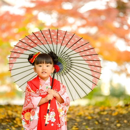 photograph K STYLEが出張撮影した「仲良し兄妹の七五三」の家族写真