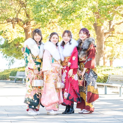 この写真は、出張撮影(家族写真(キッズ,ベビーフォト))のアルバム「成人式」にある写真の1枚で、家族写真(キッズ,ベビーフォト)などが写っています。<br>「成人式」では他にも:albumPhotoCount枚の家族写真を見ることができます。撮影者は森元こずえです。カメラマンのプロフィールページで、家族写真(キッズ,ベビーフォト)撮影の口コミやおすすめコメントを見ることができます。