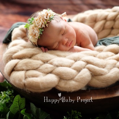この写真は、出張撮影(家族写真(キッズ,ベビーフォト))のアルバム「Newbornphoto」にある写真の1枚で、家族写真(キッズ,ベビーフォト)などが写っています。<br>「Newbornphoto」では他にも:albumPhotoCount枚の家族写真を見ることができます。撮影者はHappy Baby Projectです。カメラマンのプロフィールページで、家族写真(キッズ,ベビーフォト)撮影の口コミやおすすめコメントを見ることができます。