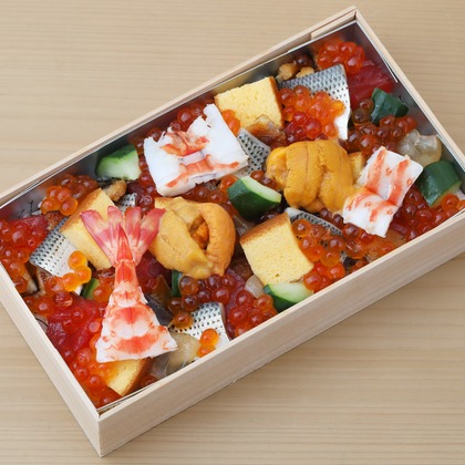 森安　照が撮影したウェディングや家族、ビジネスの写真