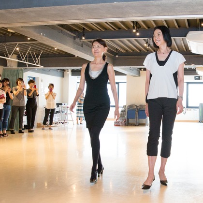 踊るカメラマンAKIRAが撮影したウェディングや家族、ビジネスの写真