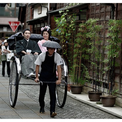 Photo of :albumName taken by IMAGE