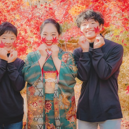 株式会社Neo-Smile 「locationbreeze」高橋 徹が出張撮影した臨江裁判所, Tooruokisan Zuigan Temple, フィクスチャなどが写った「記念写真」の家族写真