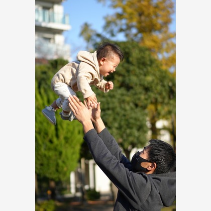 菅生貴利が出張撮影した「ファミリーフォト」の家族写真