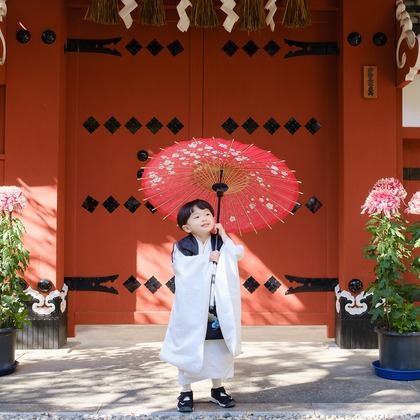 高夏写真店が出張撮影した「七五三の撮影」の家族写真