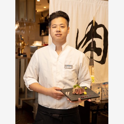 踊るカメラマンAKIRAが撮影したウェディングや家族、ビジネスの写真