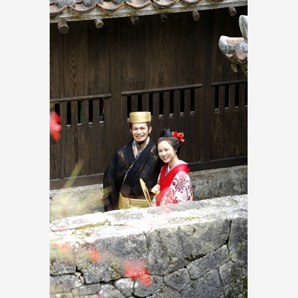 琉球幻想写真ウェディングフォト沖縄が撮影したウェディングや家族、ビジネスの写真