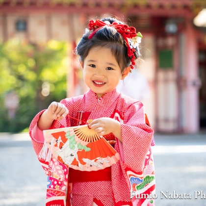 名畑文巨写真事務所が出張撮影した「出張撮影七五三・お宮詣り」の家族写真