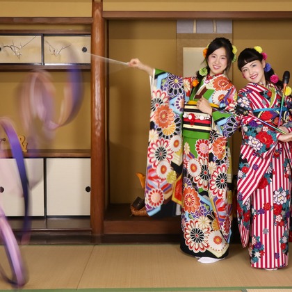 スマイルハンターが出張撮影した家族写真(キッズ,ベビーフォト)などが写った「成人式フォト」の家族写真