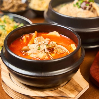 Yuya Kawajiriが撮影したウェディングや家族、ビジネスの写真