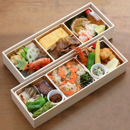 森安　照が撮影したウェディングや家族、ビジネスの写真