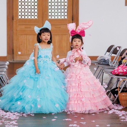 ちずカメラが出張撮影したワンピース, 荷物とバッグ, 赤ちゃん・幼児服が写った家族写真(キッズ,ベビーフォト)の写真