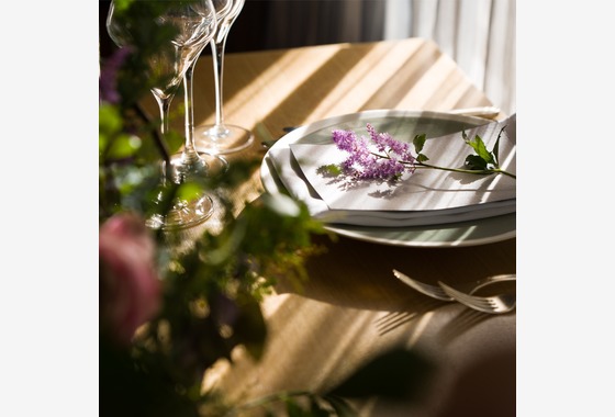 教会の古い椅子