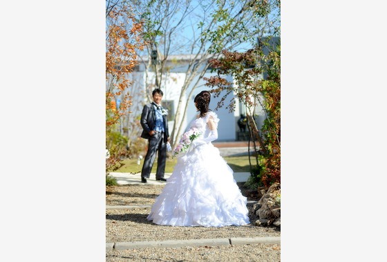 レンタルブティック シャイニー（櫻井卓夫）