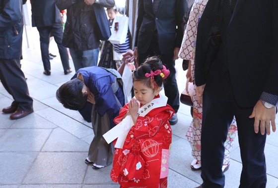 Kan Suzuki  photography