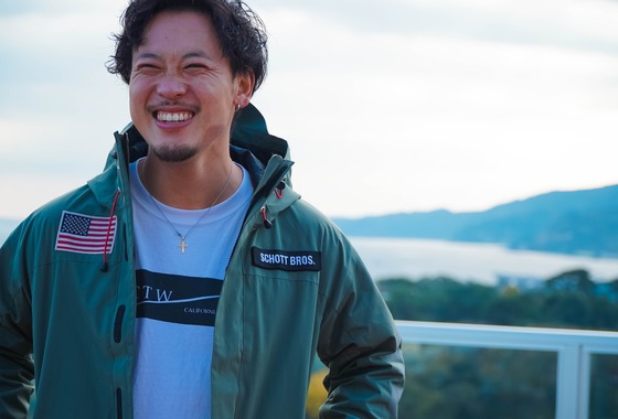 スタジオグラフ