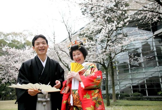 株式会社　J to J