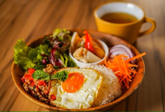 スタジオ　まる